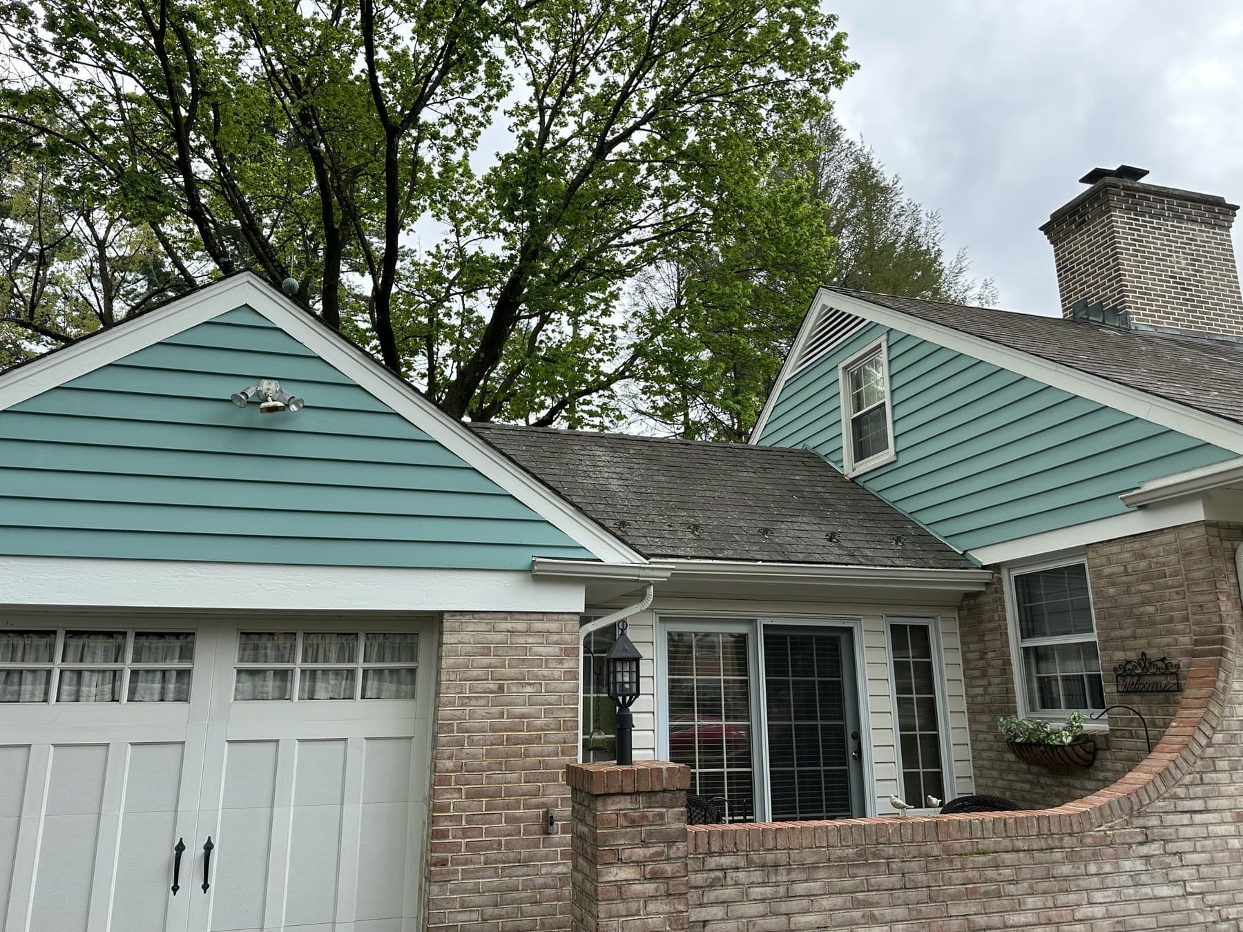 Exterior House Painting in South Whitehall Township, Allentown