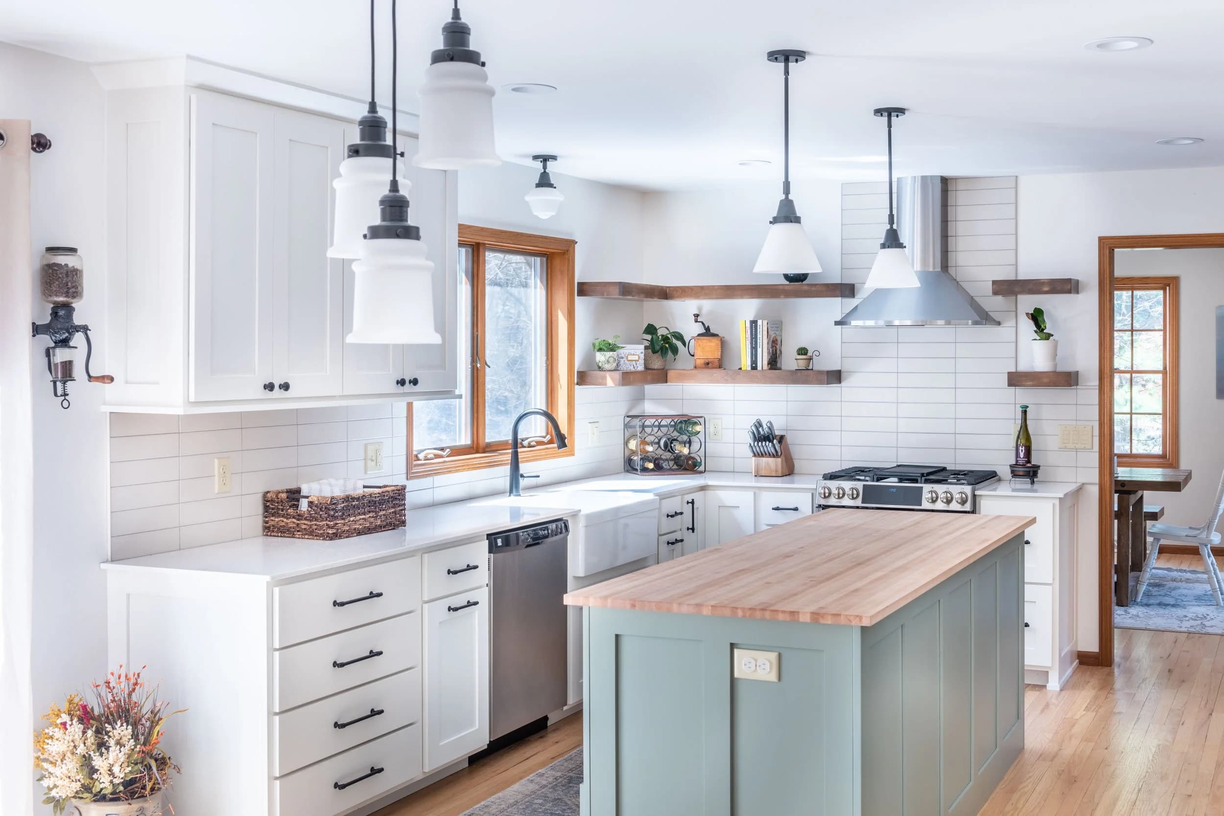 Kitchen remodeled by Vene Construction, general contractor in Alburtis, PA