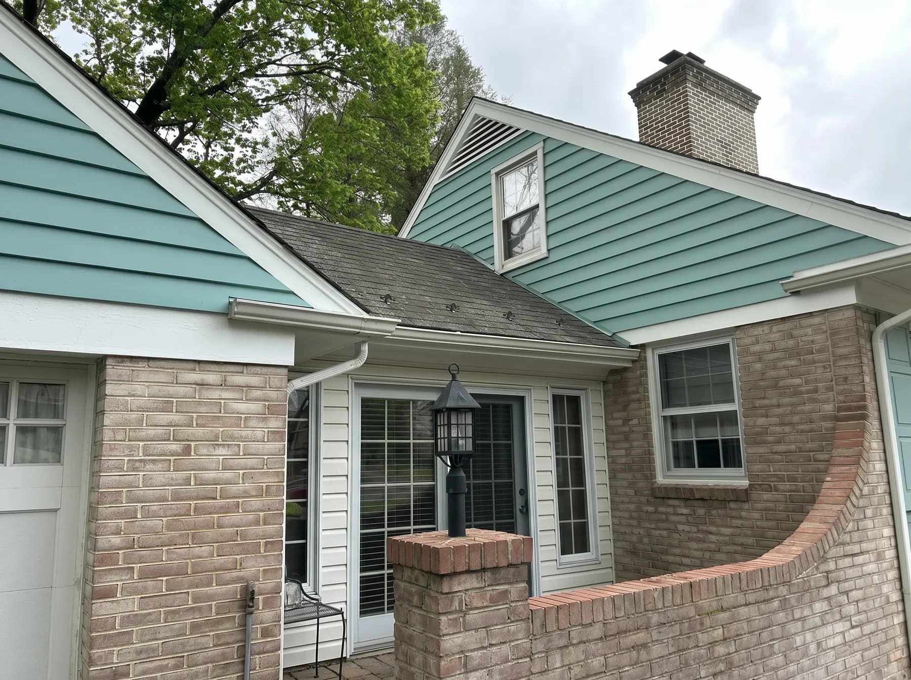 Exterior House Painting in South Whitehall Township, Allentown